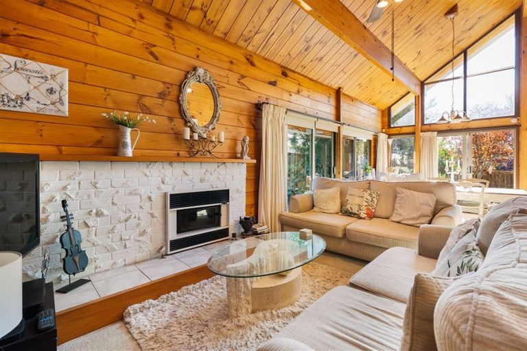 Photo of property in 13 Kyeemagh Street, Botany Downs, Auckland, 2010