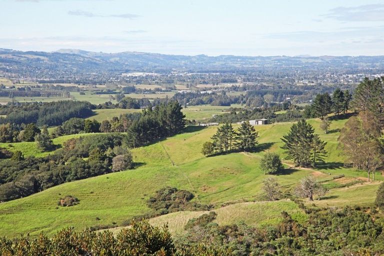 Photo of property in 501 Redoubt Road, Flat Bush, Auckland, 2019