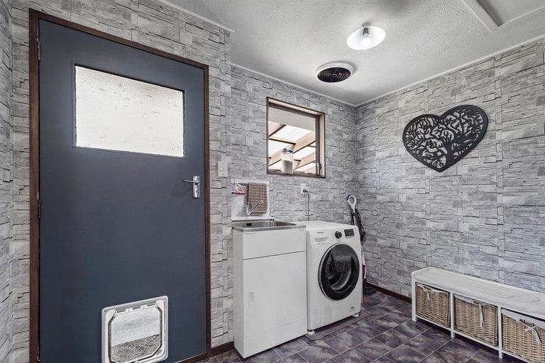 Photo of property in 2 Ruia Street, Gore, 9710