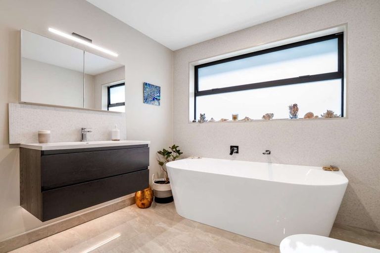 Photo of property in 15 Centaine Way, Papamoa Beach, Papamoa, 3118