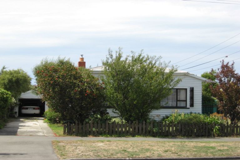 Photo of property in 2/3 Keighleys Road, Bromley, Christchurch, 8062