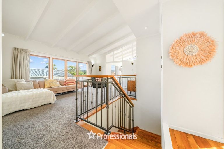 Photo of property in 215 Whites Line East, Waiwhetu, Lower Hutt, 5010