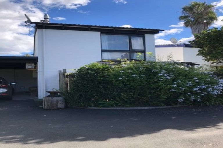 Photo of property in 3/28 Wolsley Avenue, Milford, Auckland, 0620