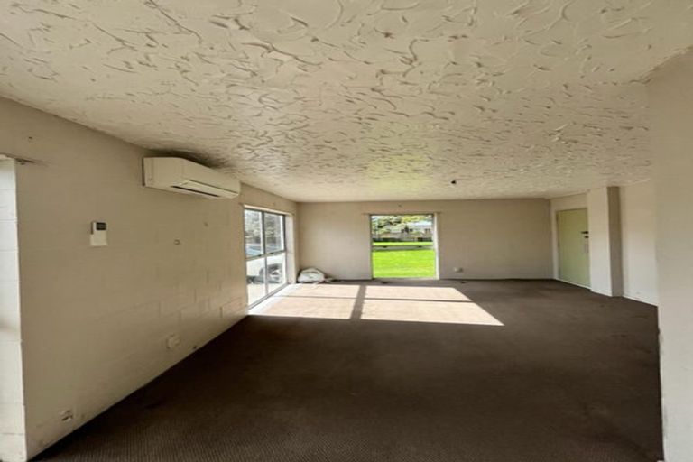 Photo of property in 1 Ihaka Place, Papatoetoe, Auckland, 2104