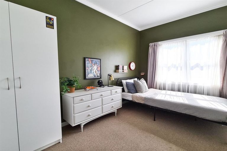 Photo of property in 804 Heretaunga Street East, Parkvale, Hastings, 4122