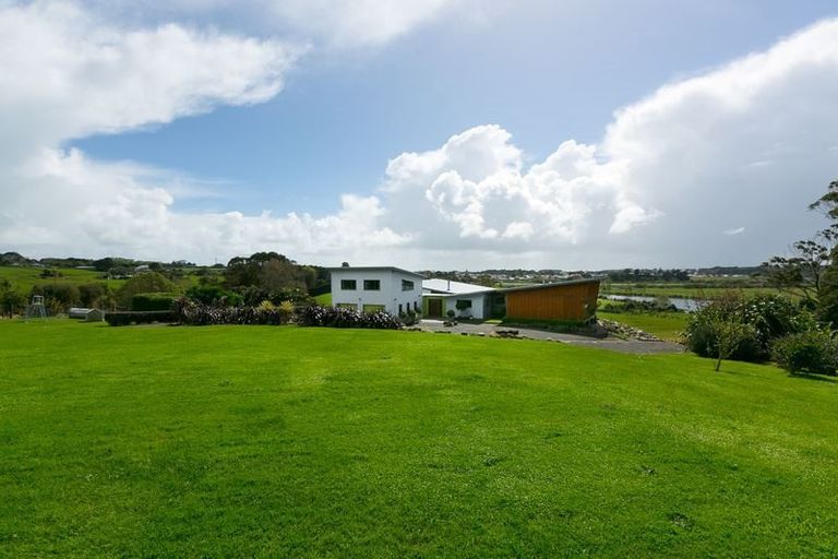 Photo of property in 1408b Devon Road, Brixton, Waitara, 4382