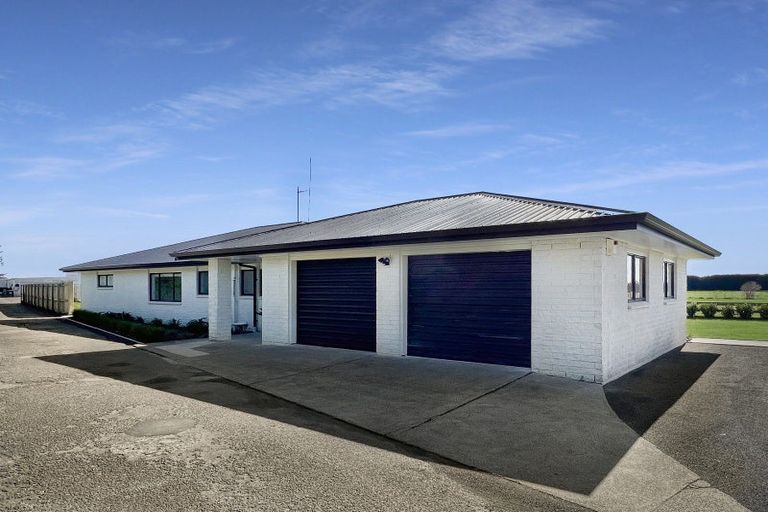 Photo of property in 42 Moore Road, Thornton, Whakatane, 3194