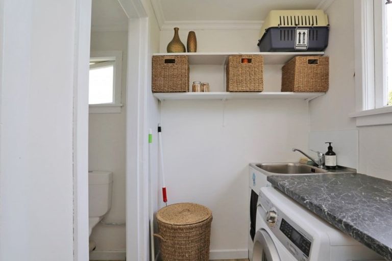 Photo of property in 43 Home Street, Winton, 9720