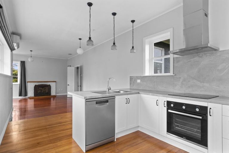 Photo of property in 4 Valley Terrace, Hamilton Central, Hamilton, 3204