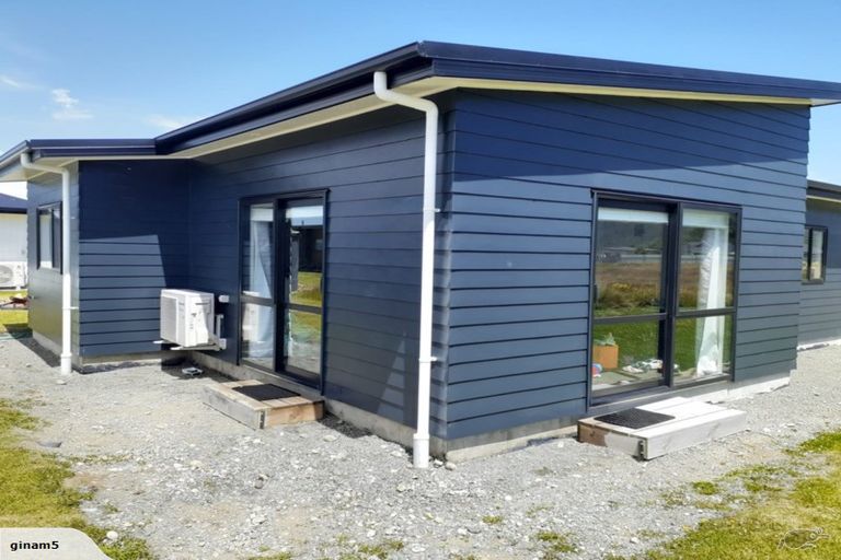 Photo of property in 122 Howden Street, Te Anau, 9600