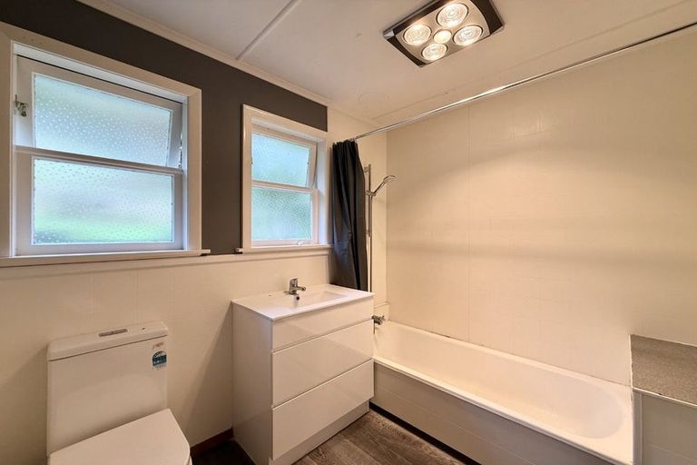 Photo of property in 4 Pollard Street, Wainuiomata, Lower Hutt, 5014