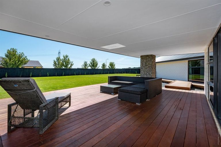 Photo of property in 62 Kingsdowne Drive, West Melton, 7618