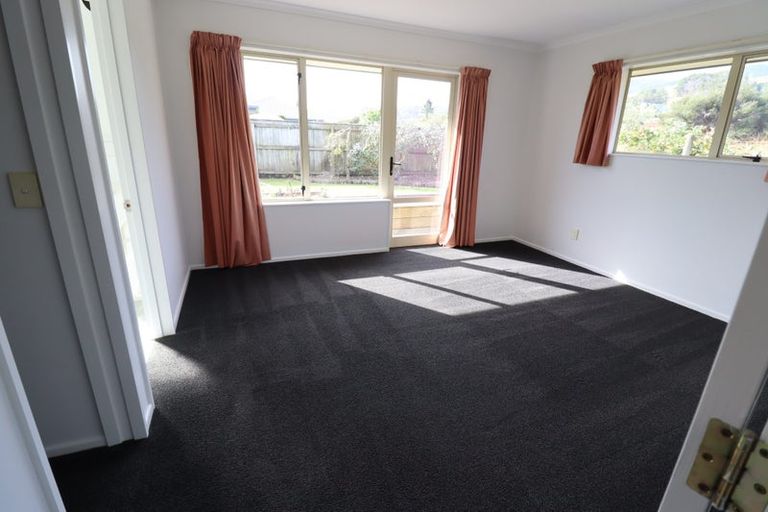 Photo of property in 8 Covent Drive, Stoke, Nelson, 7011