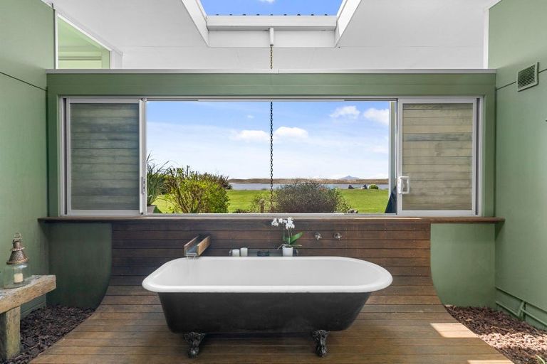 Photo of property in 41 North Cove Lane, Waipu, 0582