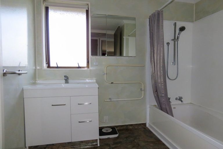 Photo of property in 14 Andersen Street, Reefton, 7830