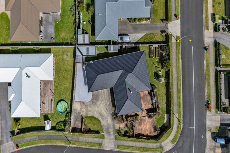 Photo of property in 2 Rawiri Drive, Bell Block, New Plymouth, 4312