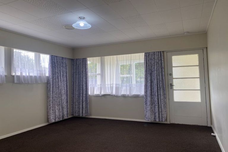 Photo of property in 26 Porutu Street, Fairfield, Lower Hutt, 5011