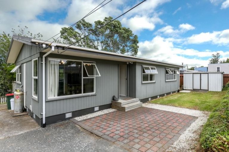 Photo of property in 8a Elm Grove, Westown, New Plymouth, 4310