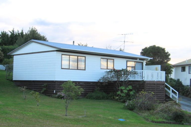 Photo of property in 15 Gerontius Lane, Snells Beach, 0920