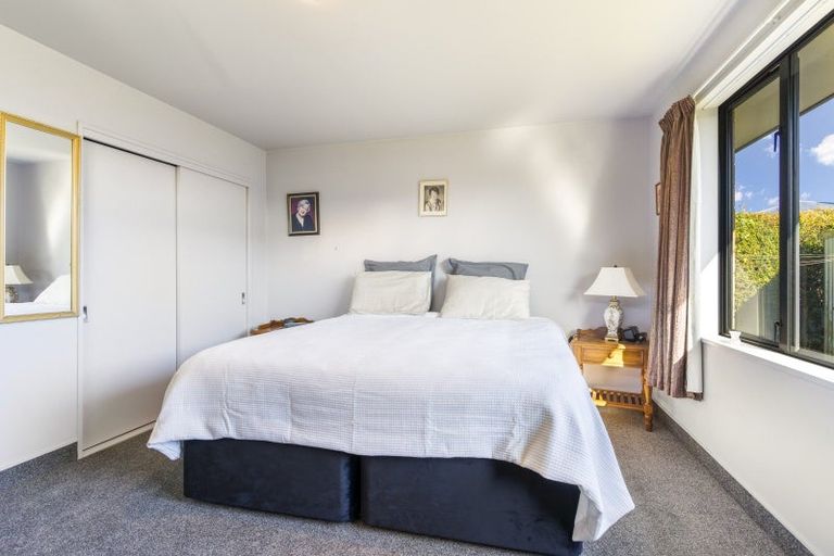 Photo of property in 52 Park Street, Winton, 9720