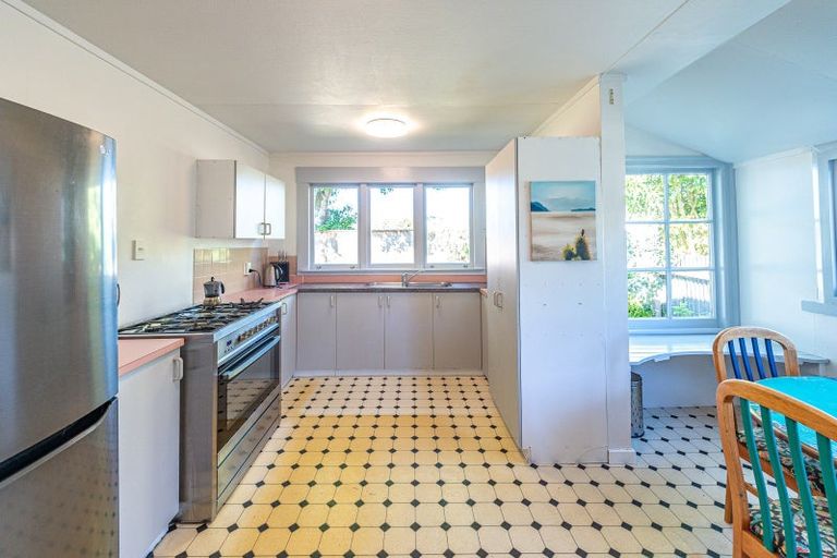 Photo of property in 27 Niblett Street, Whanganui, 4500