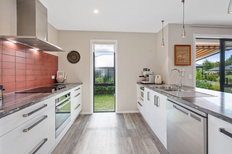 Photo of property in 6 Hato Patariki Lane, Nukuhau, Taupo, 3330