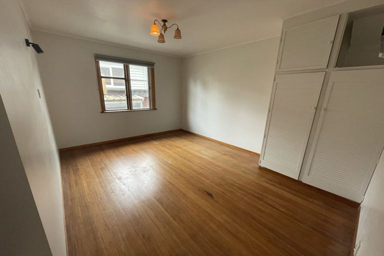 Photo of property in 19 Moa Road, Point Chevalier, Auckland, 1022