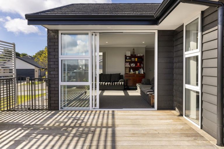Photo of property in 11 Trans Tasman Way, Pyes Pa, Tauranga, 3112