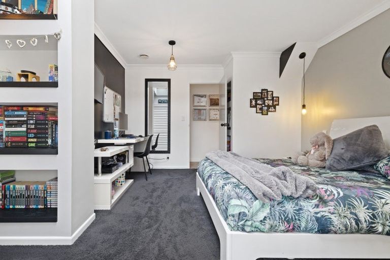 Photo of property in 307c Maxted Road, Bombay, Drury, 2579