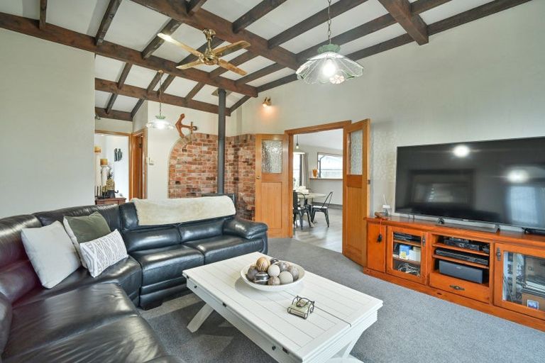 Photo of property in 402 Lumsden Road, Akina, Hastings, 4122