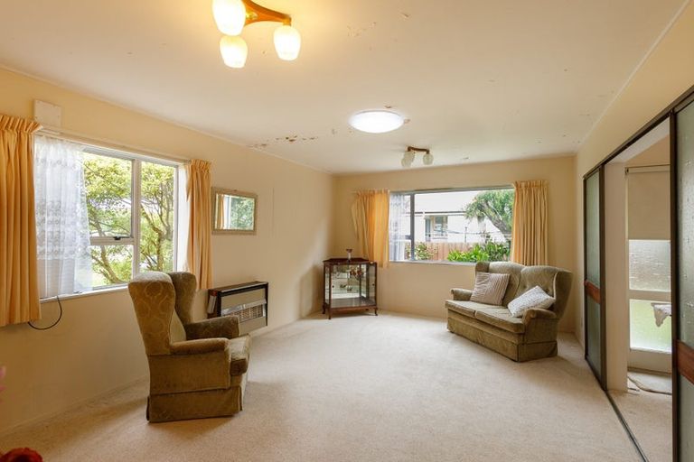 Photo of property in 21 Aparima Avenue, Miramar, Wellington, 6022