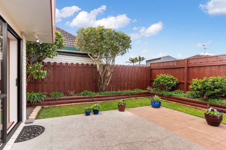 Photo of property in 2/16 Travers Place, Northpark, Auckland, 2013