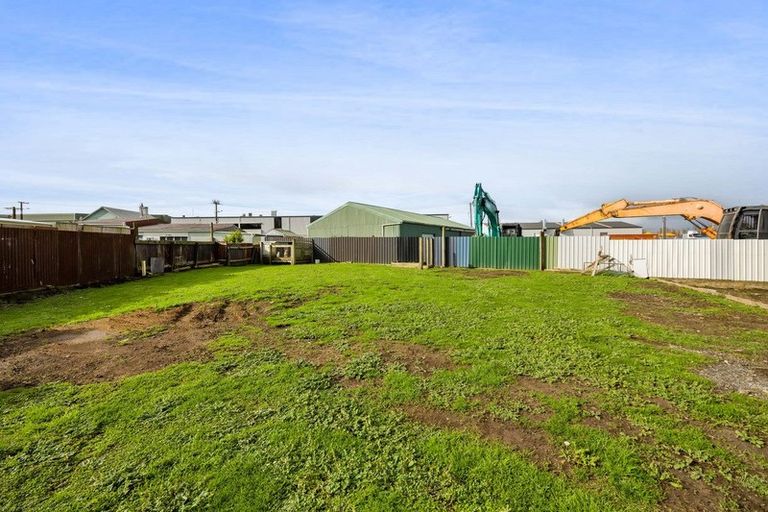 Photo of property in 196 Bridge Street, Eltham, 4322