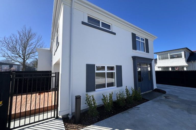 Photo of property in 3/205 Cranford Street, St Albans, Christchurch, 8014