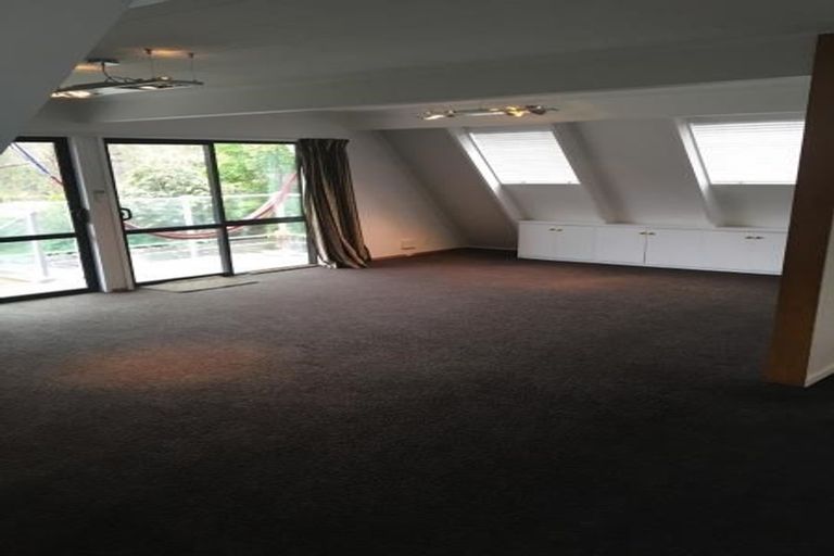 Photo of property in 52 Palatine Terrace, Saint Martins, Christchurch, 8022