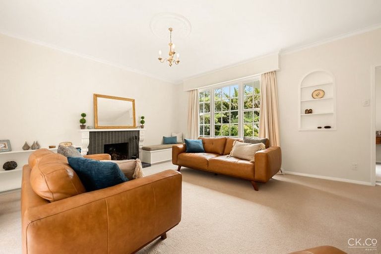 Photo of property in 14 Willoughby Street, Woburn, Lower Hutt, 5010