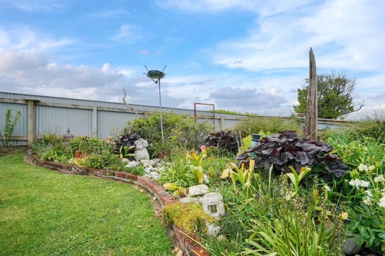 Photo of property in 23 Osborne Street, Riverton/aparima, Riverton, 9822