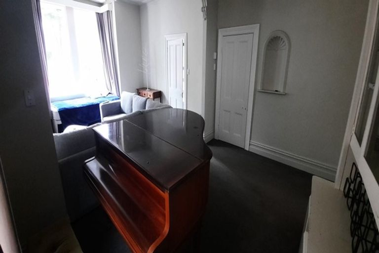 Photo of property in 81 Manor Place, Dunedin Central, Dunedin, 9016