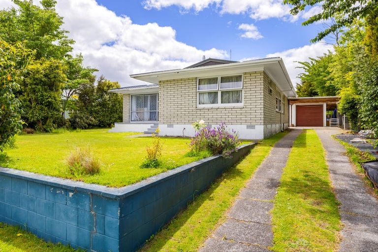 Photo of property in 1/28 Tamatea Road, Taupo, 3330