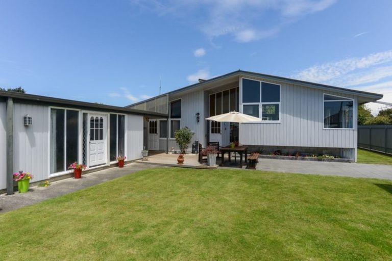 Photo of property in 616 Ballantyne Street, Frimley, Hastings, 4120