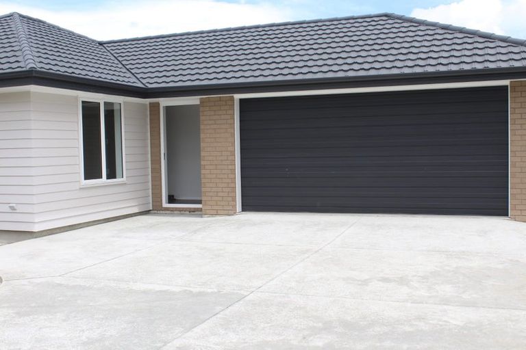 Photo of property in 124 Longwood Road East, South Featherston, Featherston, 5771