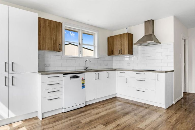 Photo of property in 11 Kaplan Avenue, Islington, Christchurch, 8042