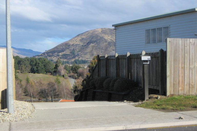 Photo of property in 16 Plantation Road, Wanaka, 9305
