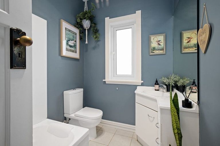 Photo of property in 18 Racecourse Road, Waiuku, 2123