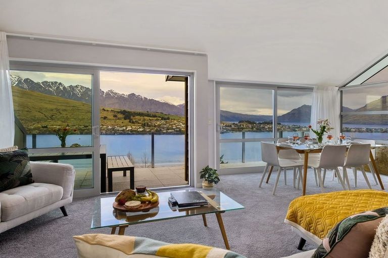 Photo of property in 1/11 Gum Lane, Queenstown, 9300