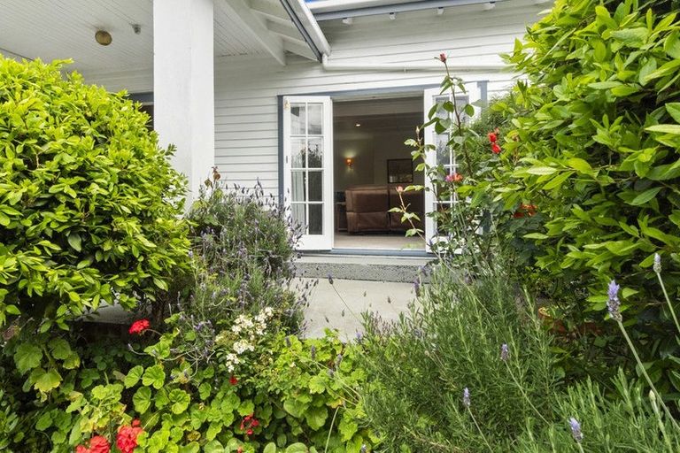 Photo of property in 3 Saint Olpherts Avenue, Hamilton East, Hamilton, 3216