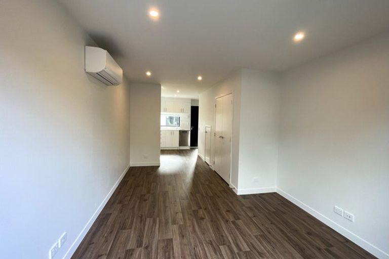 Photo of property in 13 Whanui Place, Mangere Bridge, Auckland, 2022