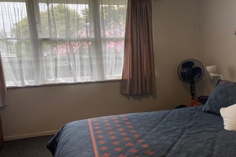 Photo of property in 13 Sandwich Road, St Andrews, Hamilton, 3200