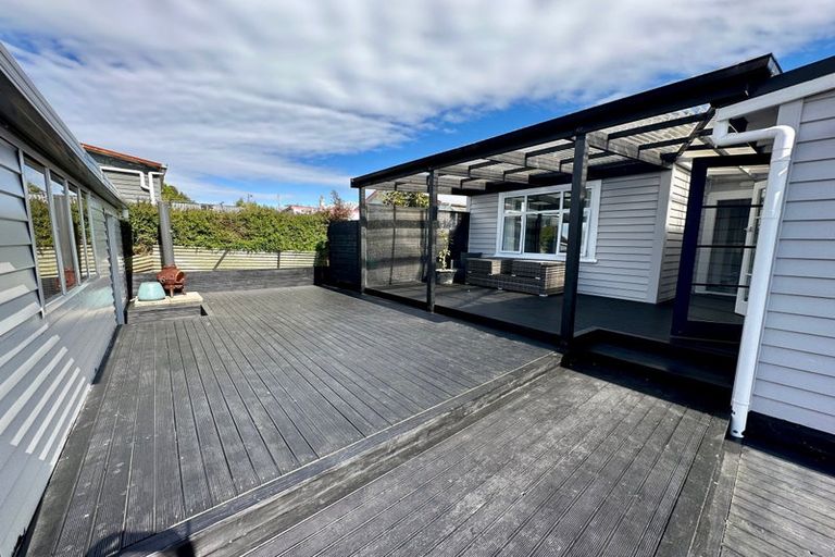 Photo of property in 2 Armstrong Street, Balclutha, 9230