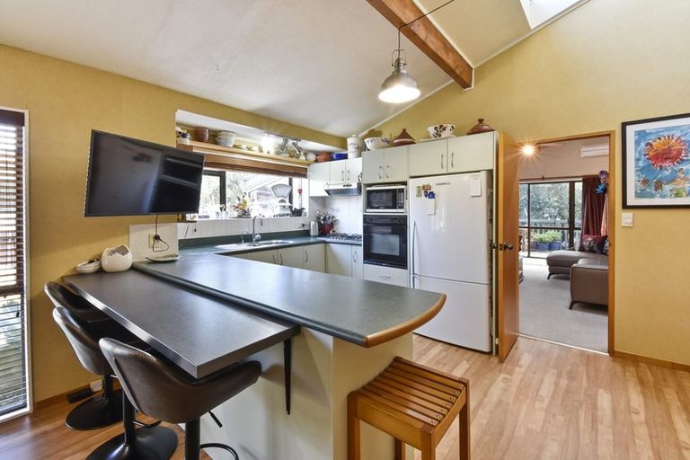 Photo of property in 32 Lorelei Place, Opaheke, Papakura, 2113